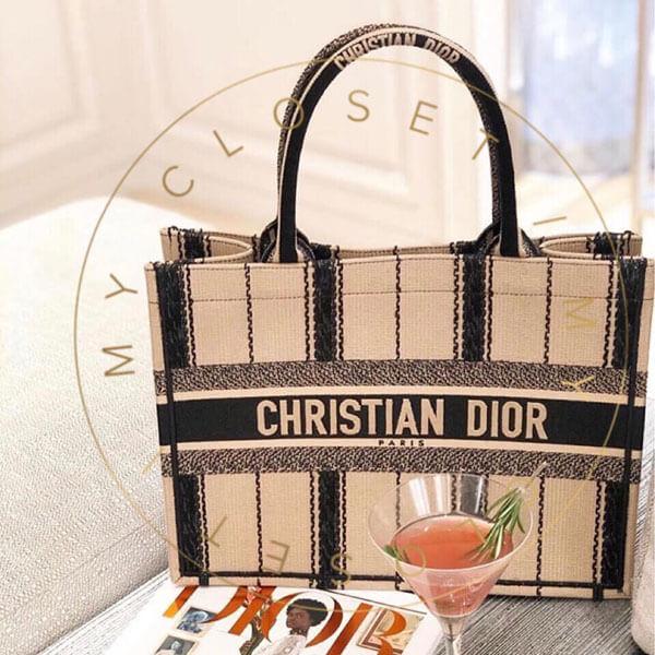 ディオール ブックトート コピー【Dior】2020SS新作“DIOR BOOK TOTE” スモール/ ストライプ M1296ZRLD_M976