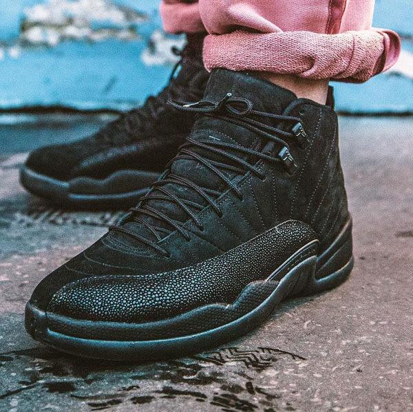 ナイキ スニーカー コピー エアジョーダン  Air Jordan 12 Retro OVO Black ナイキ エアジョーダン12 873864-032